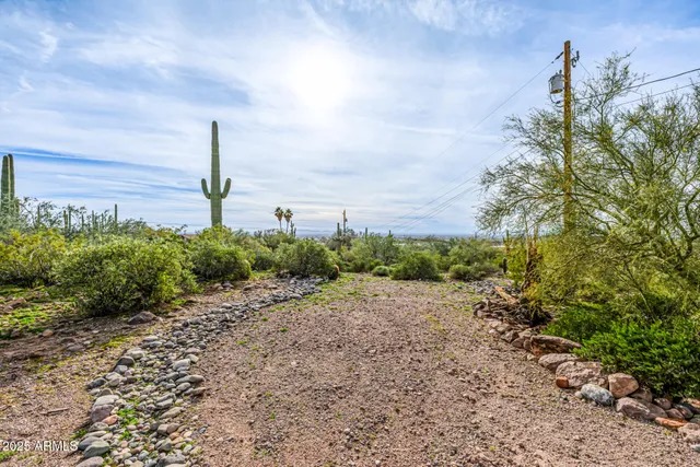$899,900 | 3083 North Herrala Way, Apache Junction, AZ 85119