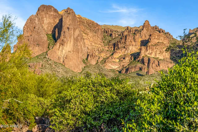 $899,900 | 3083 North Herrala Way, Apache Junction, AZ 85119