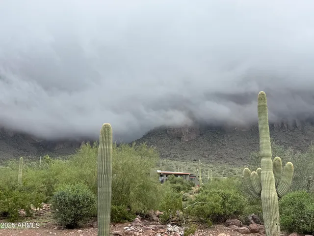 $899,900 | 3083 North Herrala Way, Apache Junction, AZ 85119