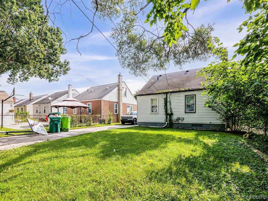 21733 Rausch Avenue Eastpointe, MI 48021 - Photo 16 of 16