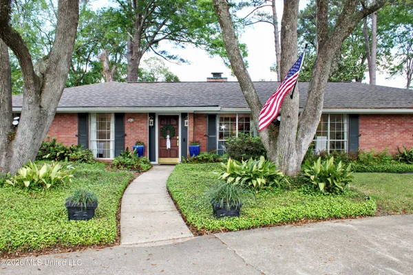 $449,900 | 3918 Rhymes Place, Jackson, MS 39211