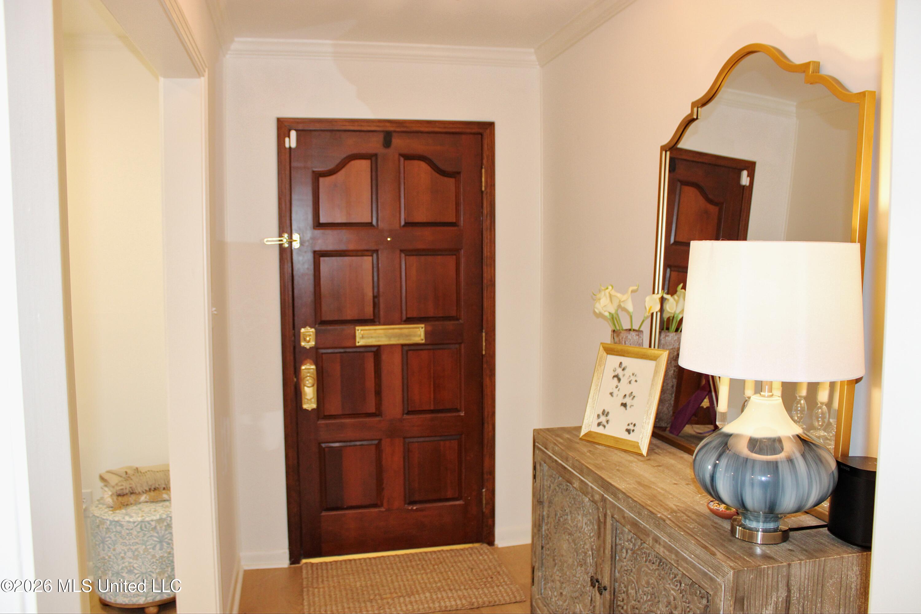 3918 Rhymes Place Jackson, MS 39211 - Photo 3 of 44 Foyer