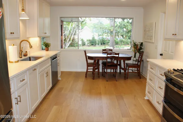 $449,900 | 3918 Rhymes Place, Jackson, MS 39211