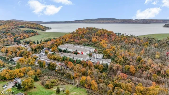 $409,999 | 41 Conover Terrace, Lebanon, NJ 08833