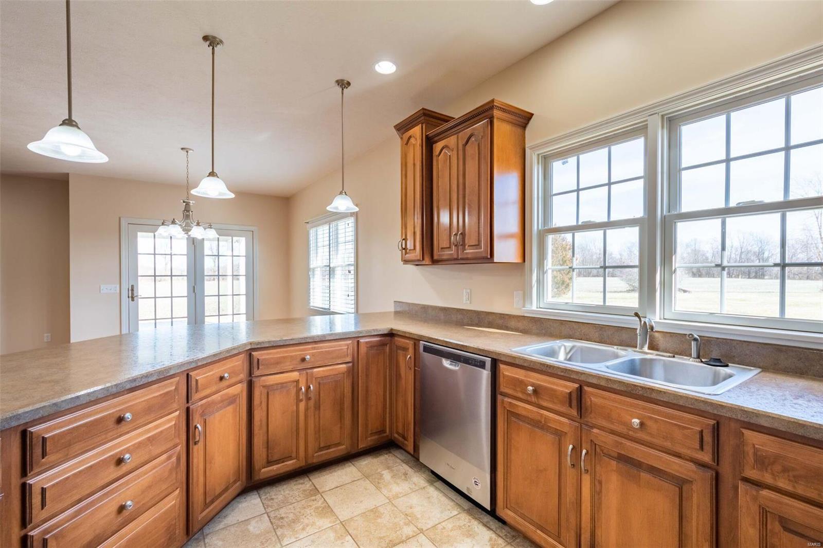 2400 Miller Road Thompsonville, IL 62890 - Photo 8 of 40 Gallery Image 8