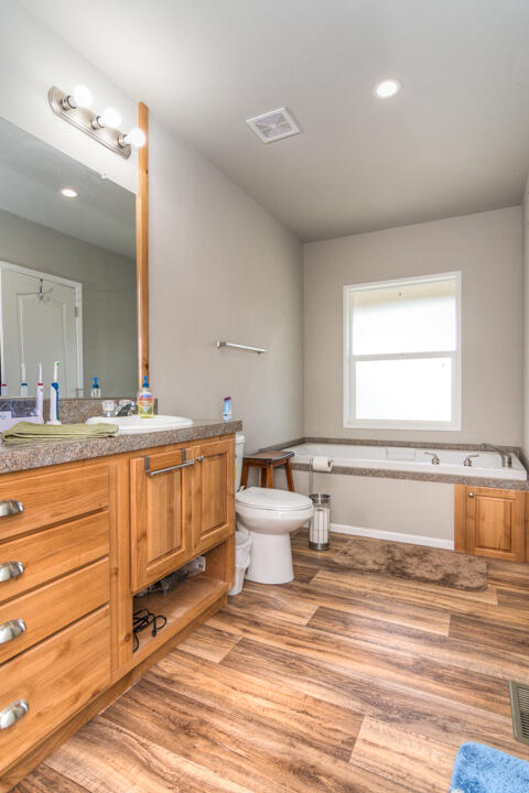 4786 Southeast Moki Road Prineville, OR 97754 - Photo 21 of 65 Moki Rd SE 4786 (17 of 62)