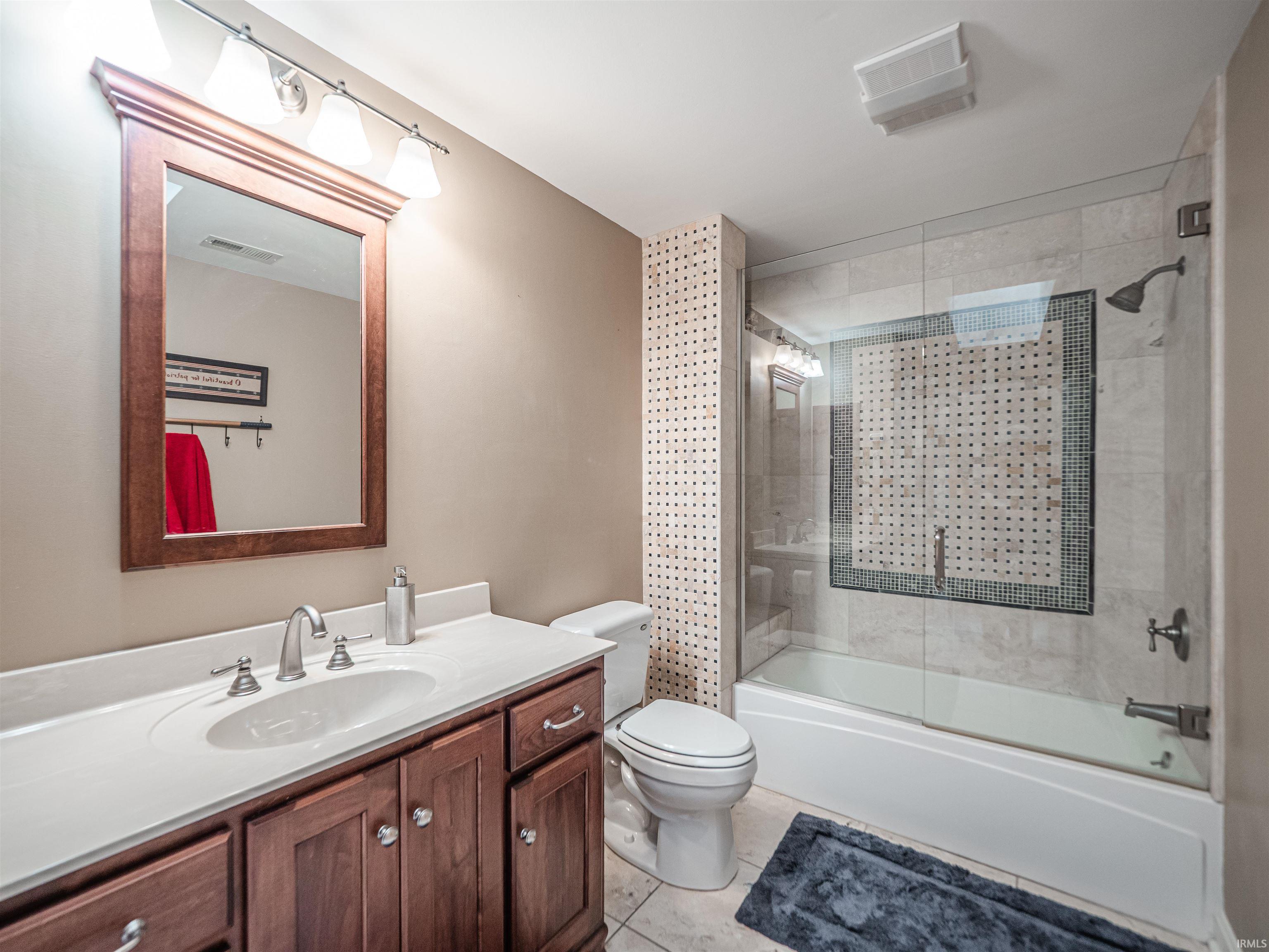 11610 Blue Grass Road Evansville, IN 47725 - Photo 24 of 36 Gallery Image 24