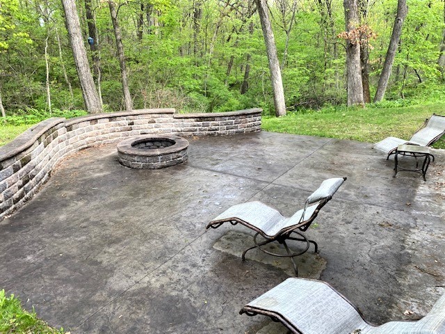 2110 Grand Detour Road Dixon, IL 61021 - Photo 7 of 21 a view of a backyard with sitting area