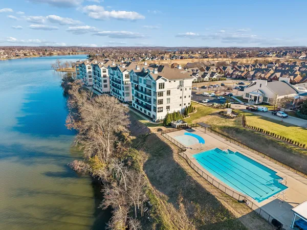 $1,450,000 | 1024 Club View Drive, Unit D202, Gallatin, TN 37066
