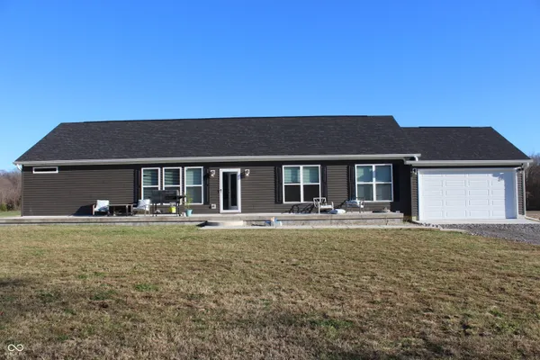 $589,900 | 5814 West County Road 100 South, Greencastle, IN 46135