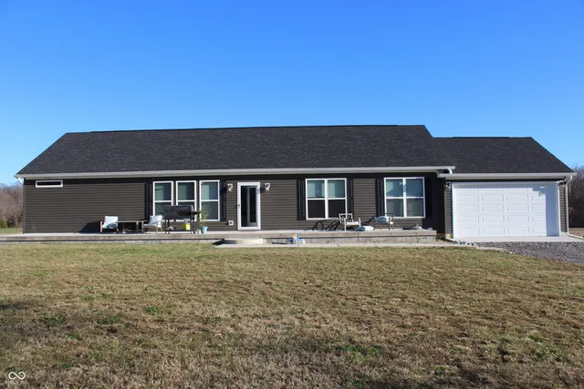 $589,900 | 5814 West County Road 100 South, Greencastle, IN 46135