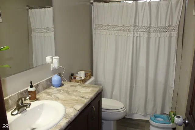 $589,900 | 5814 West County Road 100 South, Greencastle, IN 46135