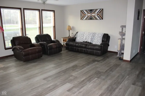 $589,900 | 5814 West County Road 100 South, Greencastle, IN 46135