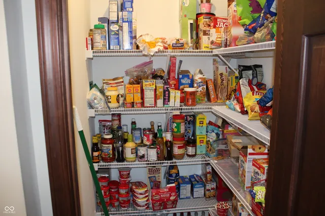 $589,900 | 5814 West County Road 100 South, Greencastle, IN 46135