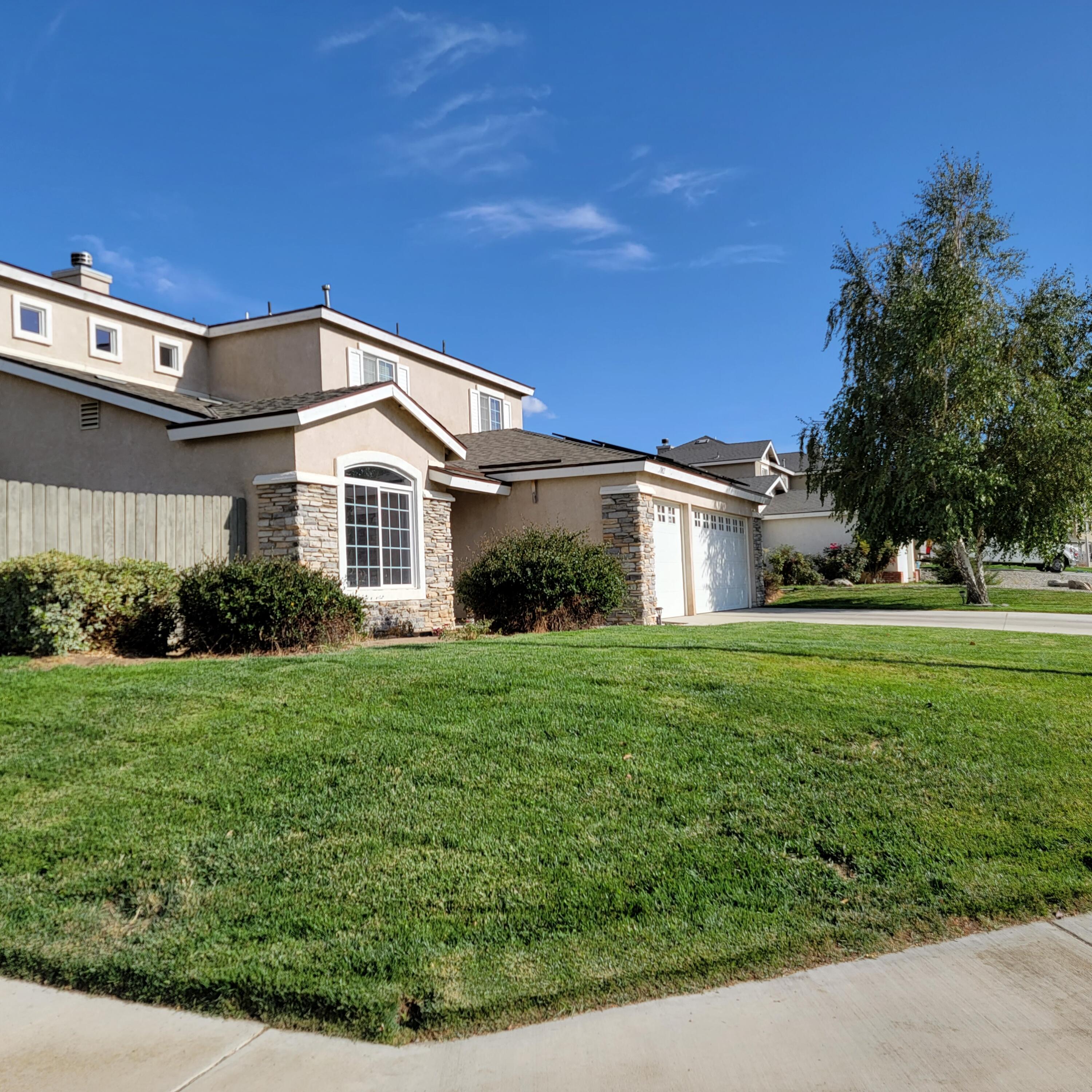 1002 Clearview Street Tehachapi, CA 93561 - Photo 3 of 51 20210909_163408