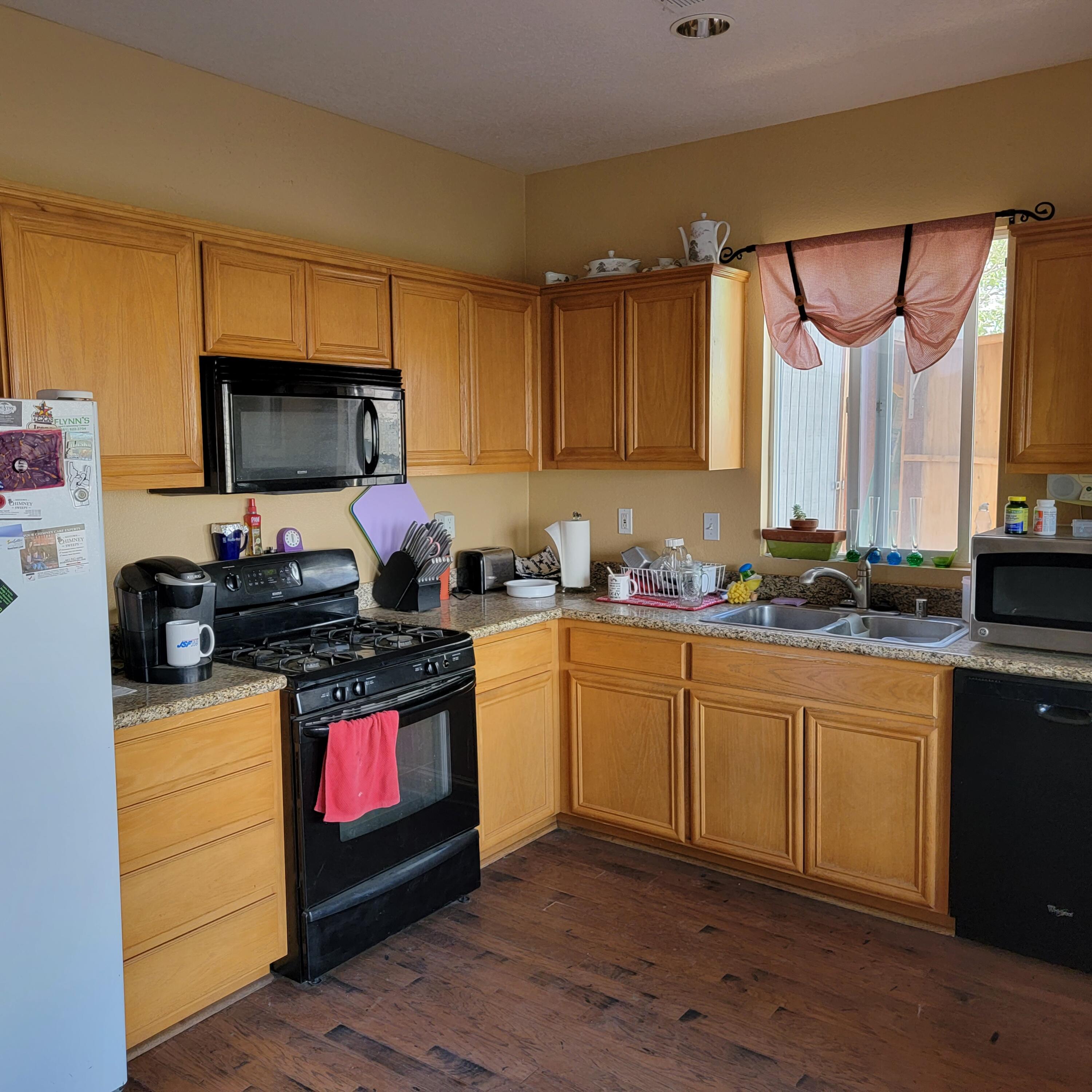 1002 Clearview Street Tehachapi, CA 93561 - Photo 21 of 51 20210909_162027