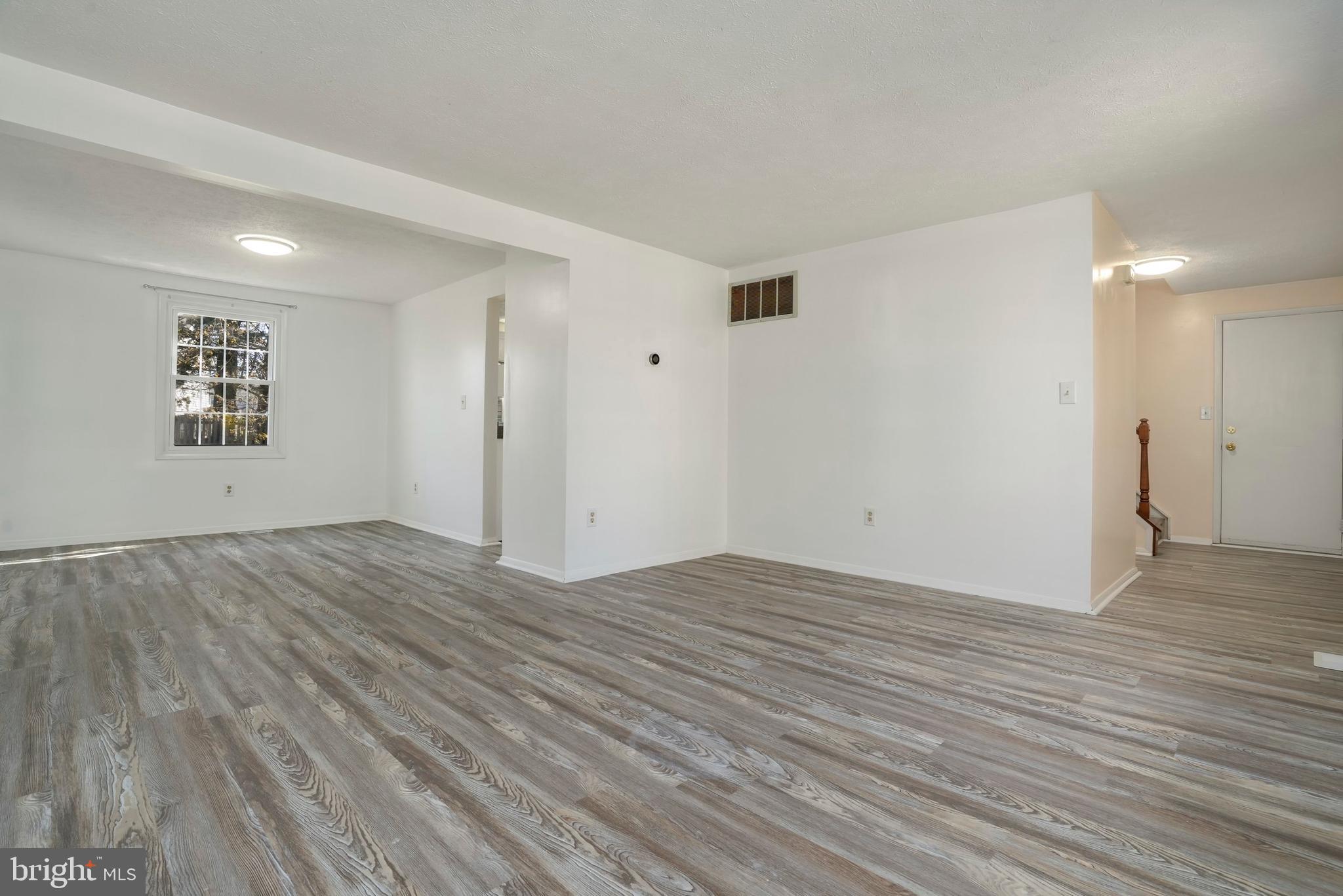 3813 Beech Down Drive Chantilly, VA 20151 - Photo 5 of 46