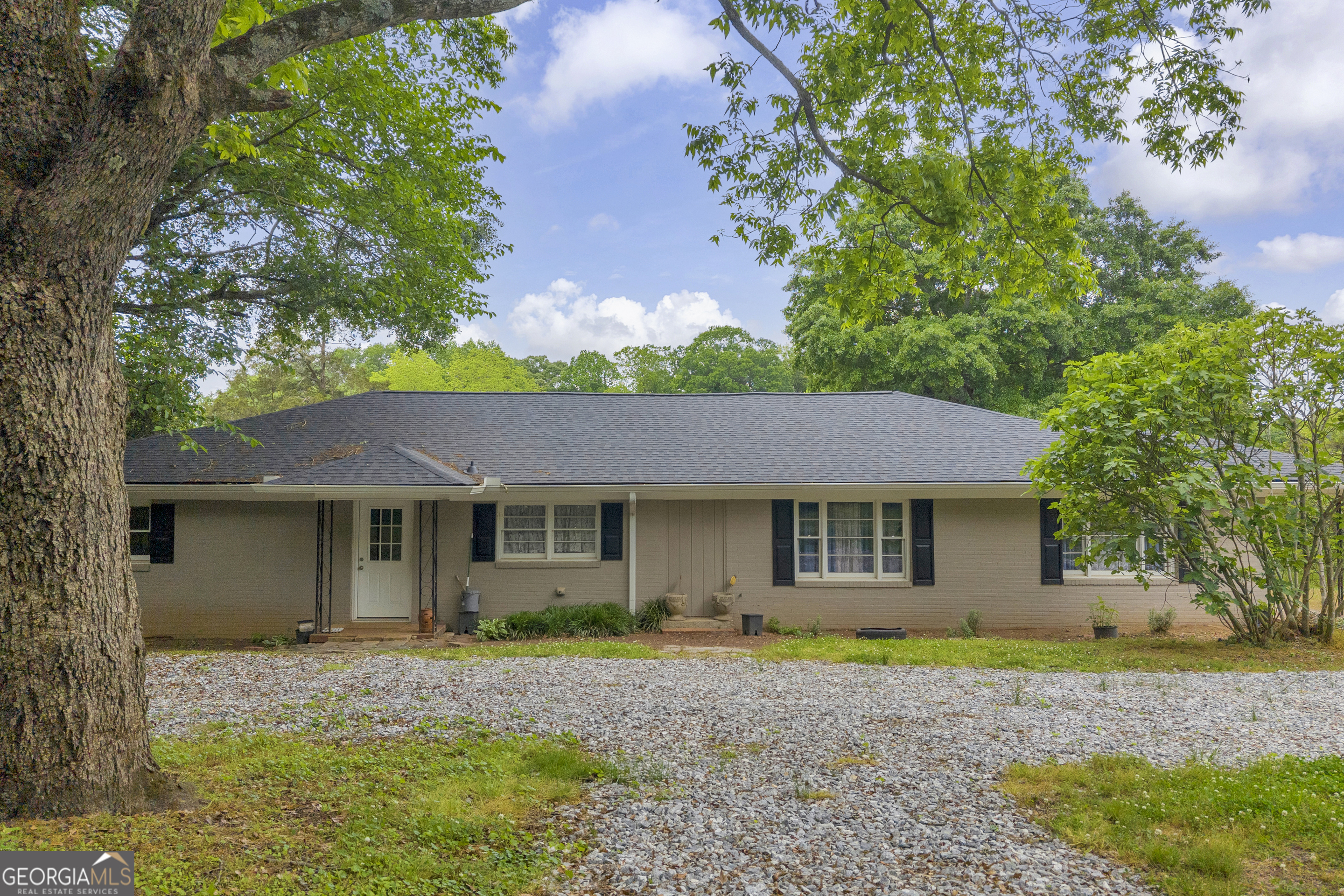 735 Bowersville Road Carnesville, GA 30521 - Photo 6 of 54
