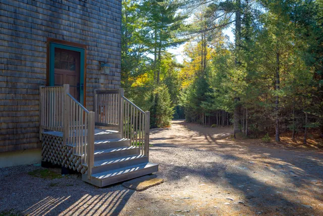 $735,000 | 30 Ridgewood Lane, Mount Desert, ME 04660