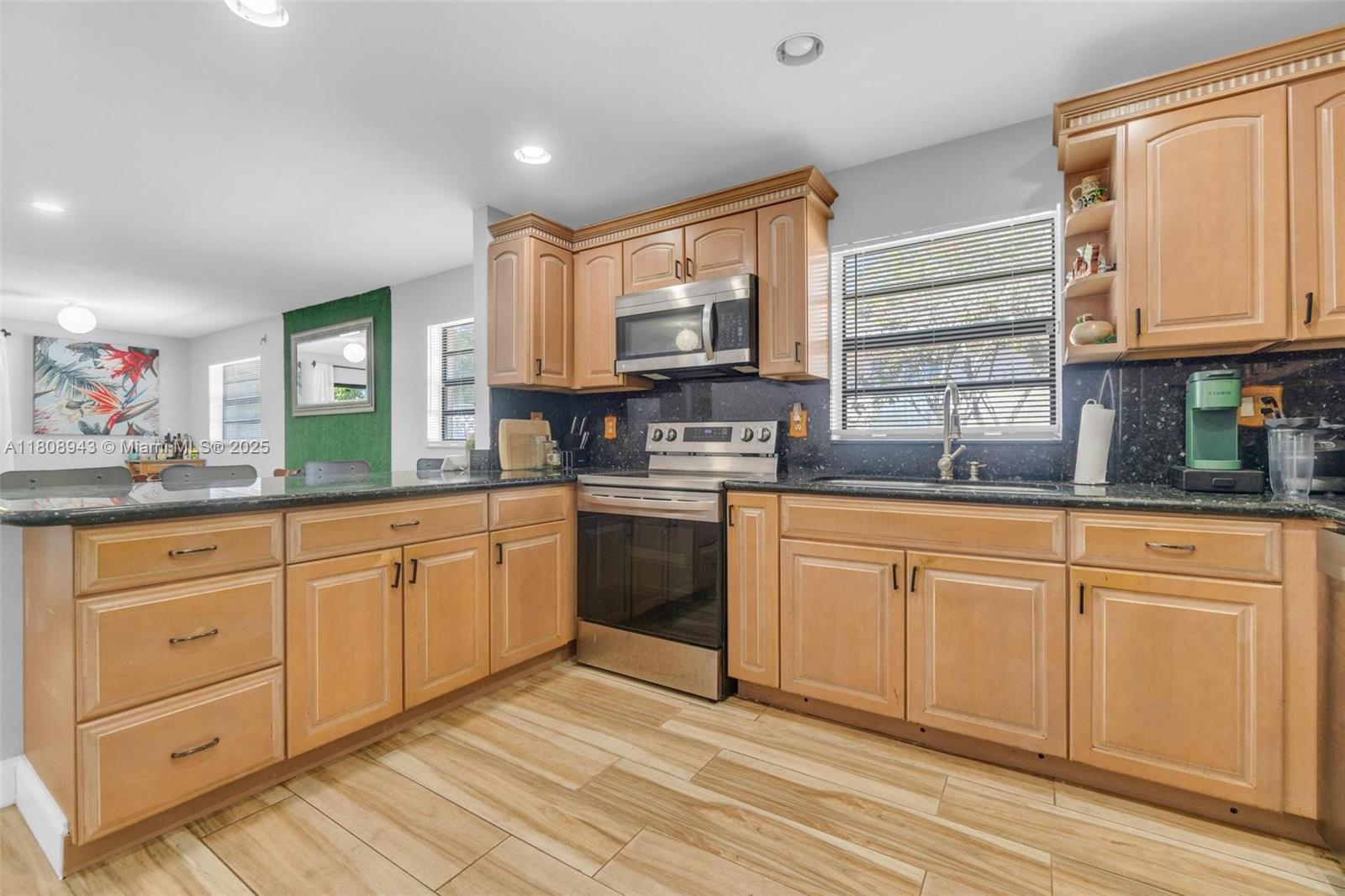 2412 Raleigh Street Hollywood, FL 33020 - Photo 14 of 38 Gallery Image 14