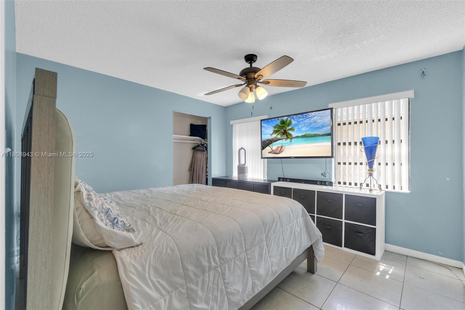 2412 Raleigh Street Hollywood, FL 33020 - Photo 16 of 38 Gallery Image 16