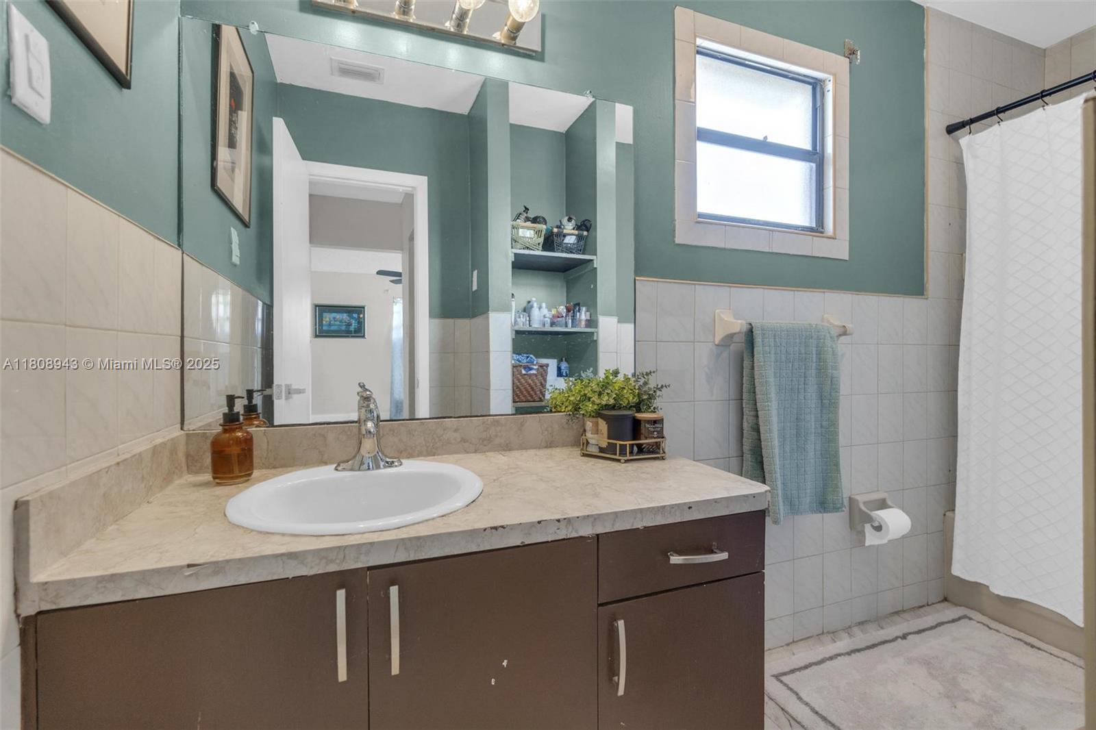 2412 Raleigh Street Hollywood, FL 33020 - Photo 31 of 38 Gallery Image 31