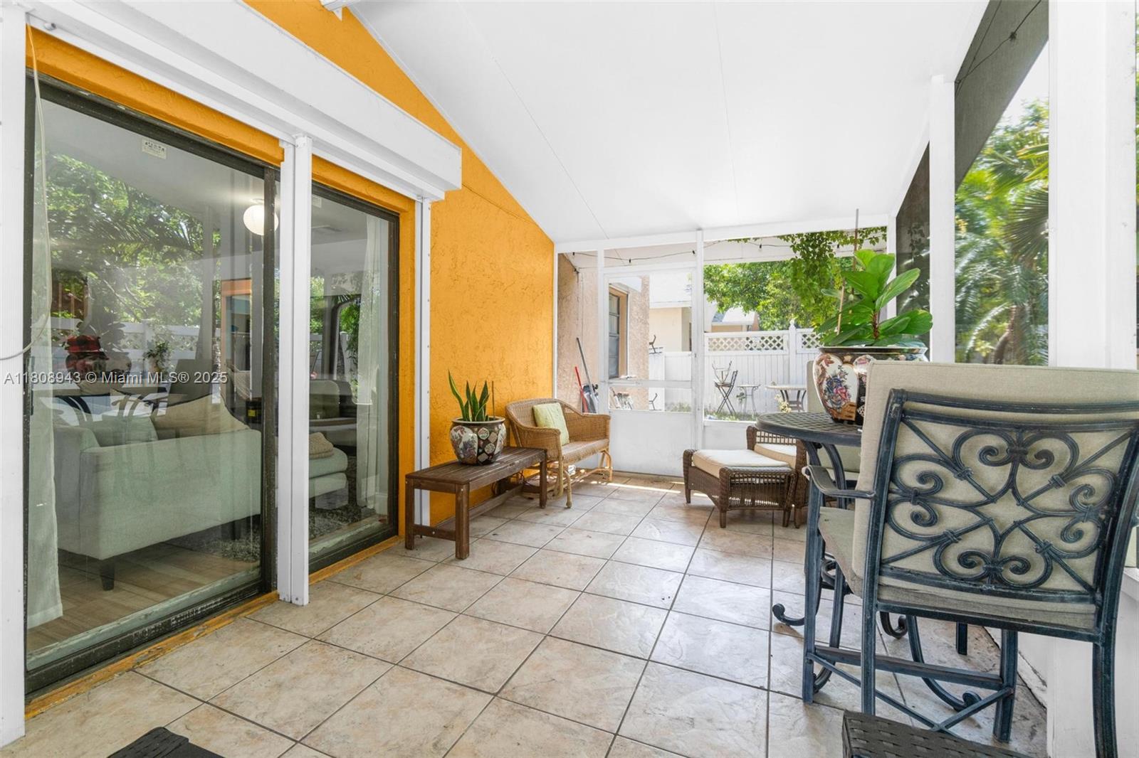 2412 Raleigh Street Hollywood, FL 33020 - Photo 33 of 38 Gallery Image 33