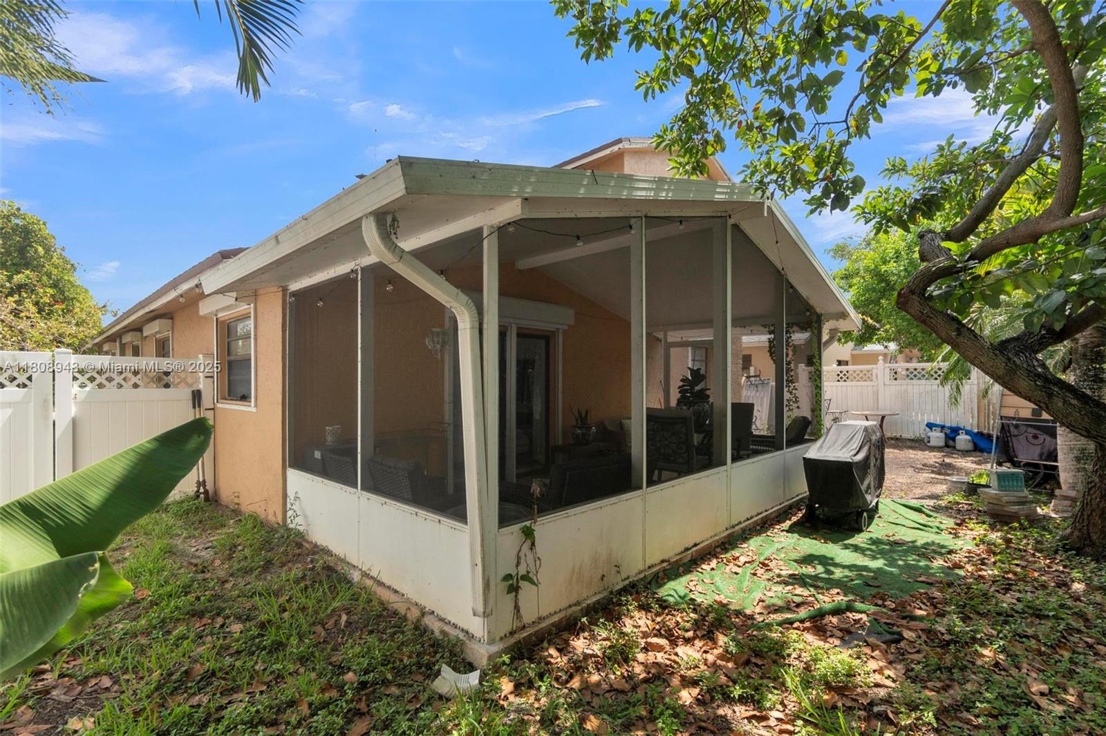 2412 Raleigh Street Hollywood, FL 33020 - Photo 36 of 38 Gallery Image 36