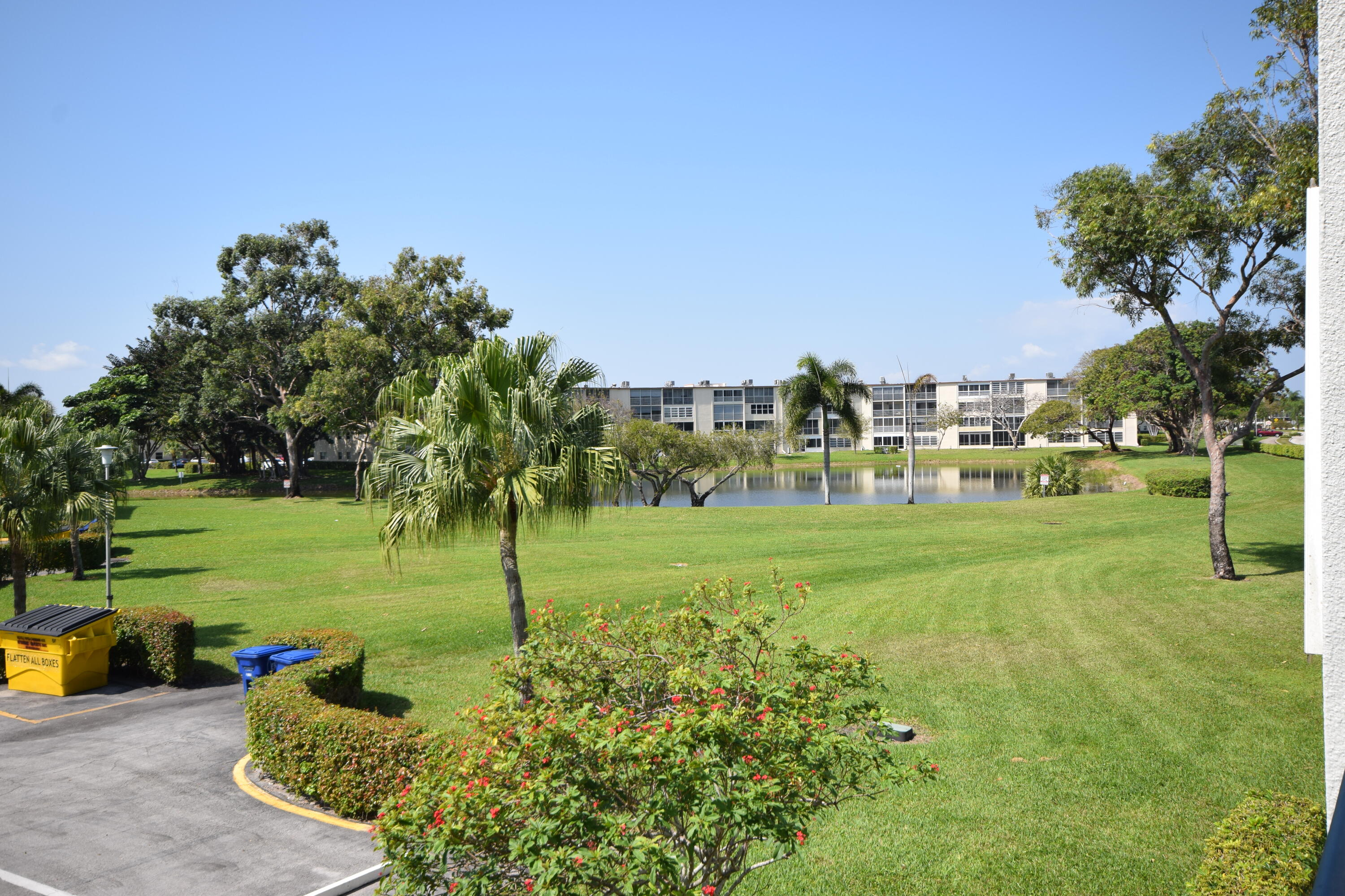 2019 Lincoln A Boca Raton, FL 33434 - Photo 5 of 27 DSC_5637