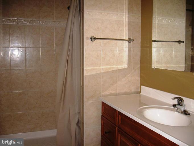 3845 Yellow Bank Road Dunkirk, MD 20754 - Photo 8 of 11 Bath #1