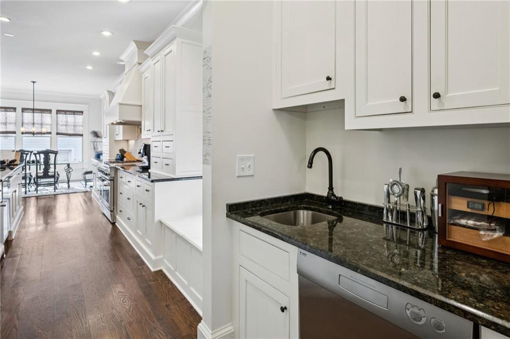 387 9th Street Northeast Atlanta, GA 30309 - Photo 14 of 89