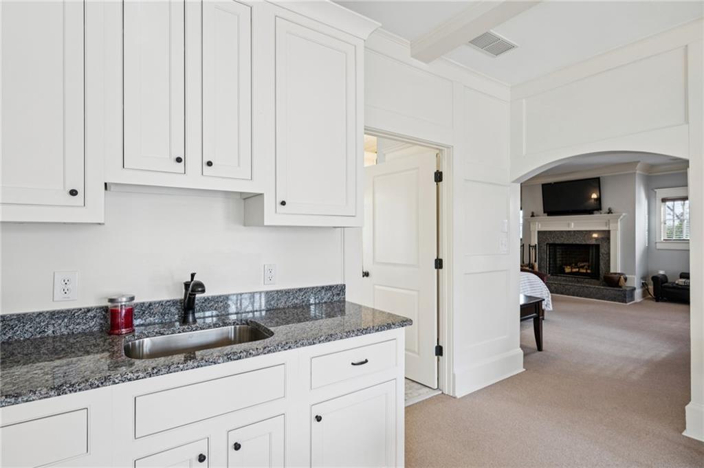 387 9th Street Northeast Atlanta, GA 30309 - Photo 33 of 89