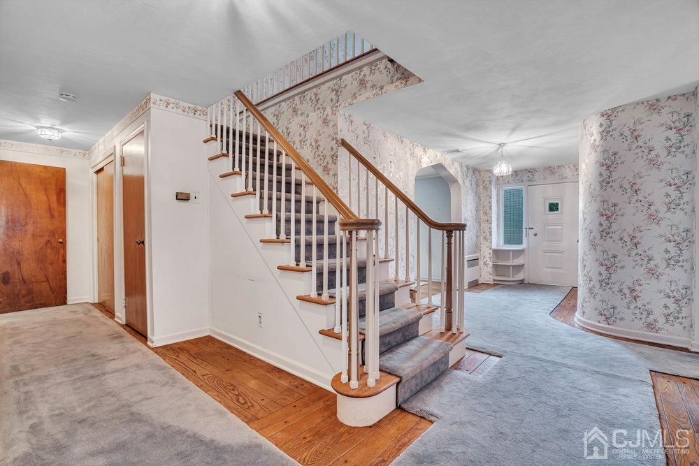 5 Crest Road New Brunswick, NJ 08901 - Photo 4 of 36 Gallery Image 4