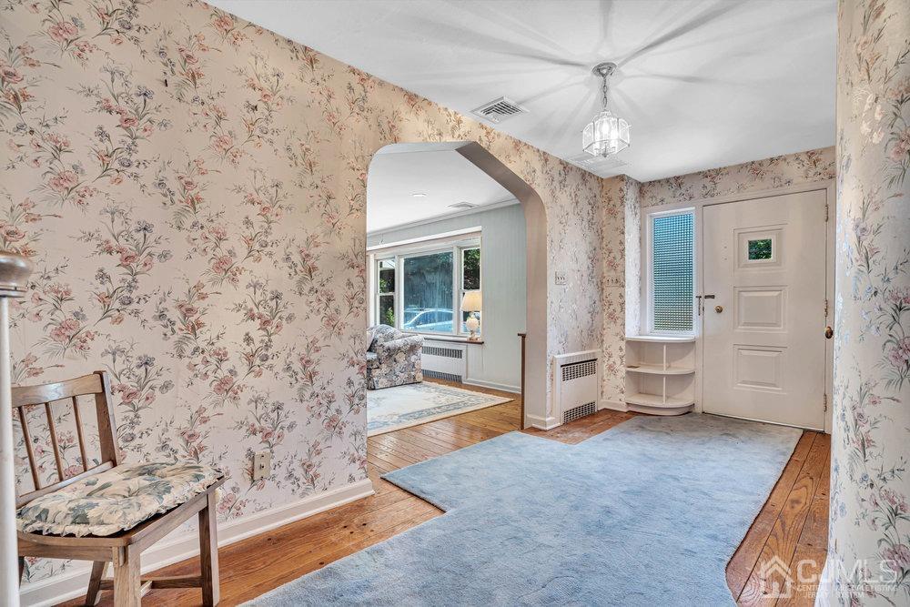 5 Crest Road New Brunswick, NJ 08901 - Photo 5 of 36 Gallery Image 5
