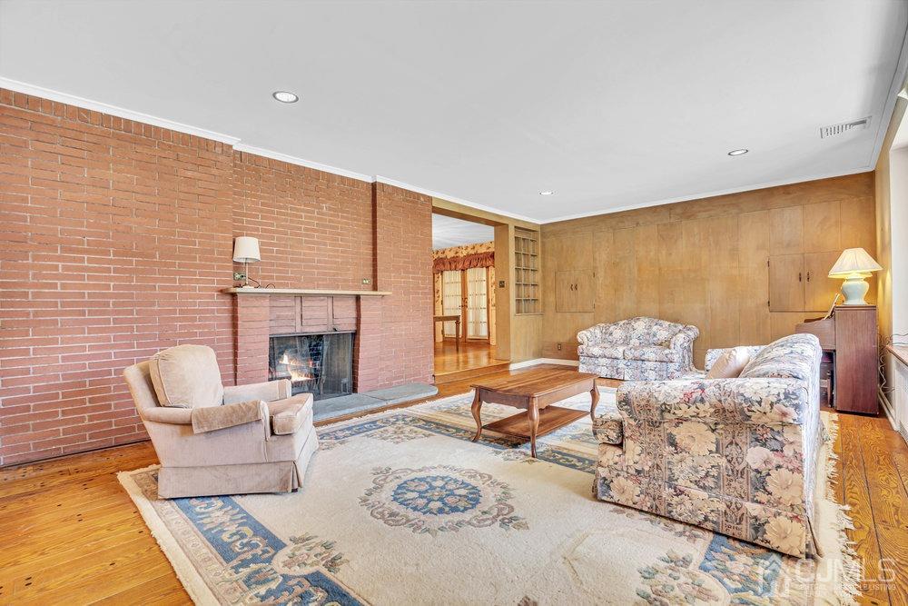 5 Crest Road New Brunswick, NJ 08901 - Photo 6 of 36 Gallery Image 6