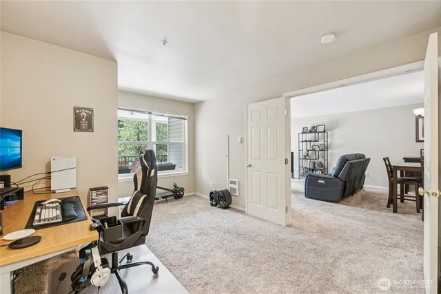 $399,950 | 2001 120th Place Southeast, Unit 2204, Everett, WA 98208