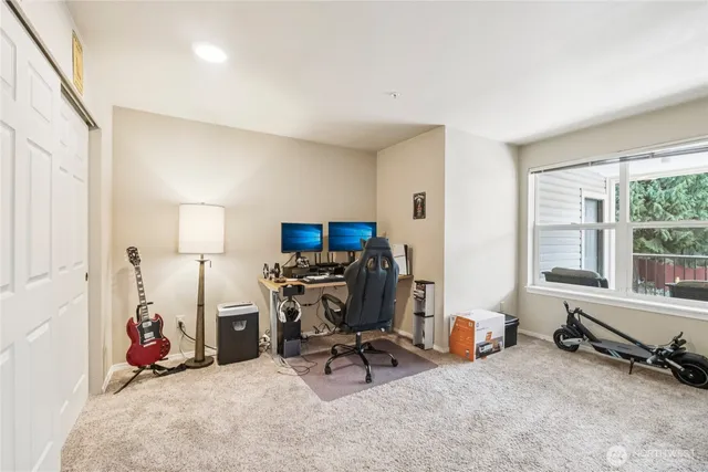 $399,950 | 2001 120th Place Southeast, Unit 2204, Everett, WA 98208