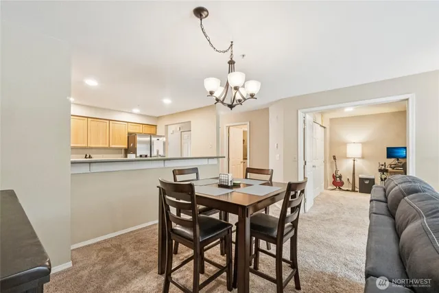 $399,950 | 2001 120th Place Southeast, Unit 2204, Everett, WA 98208