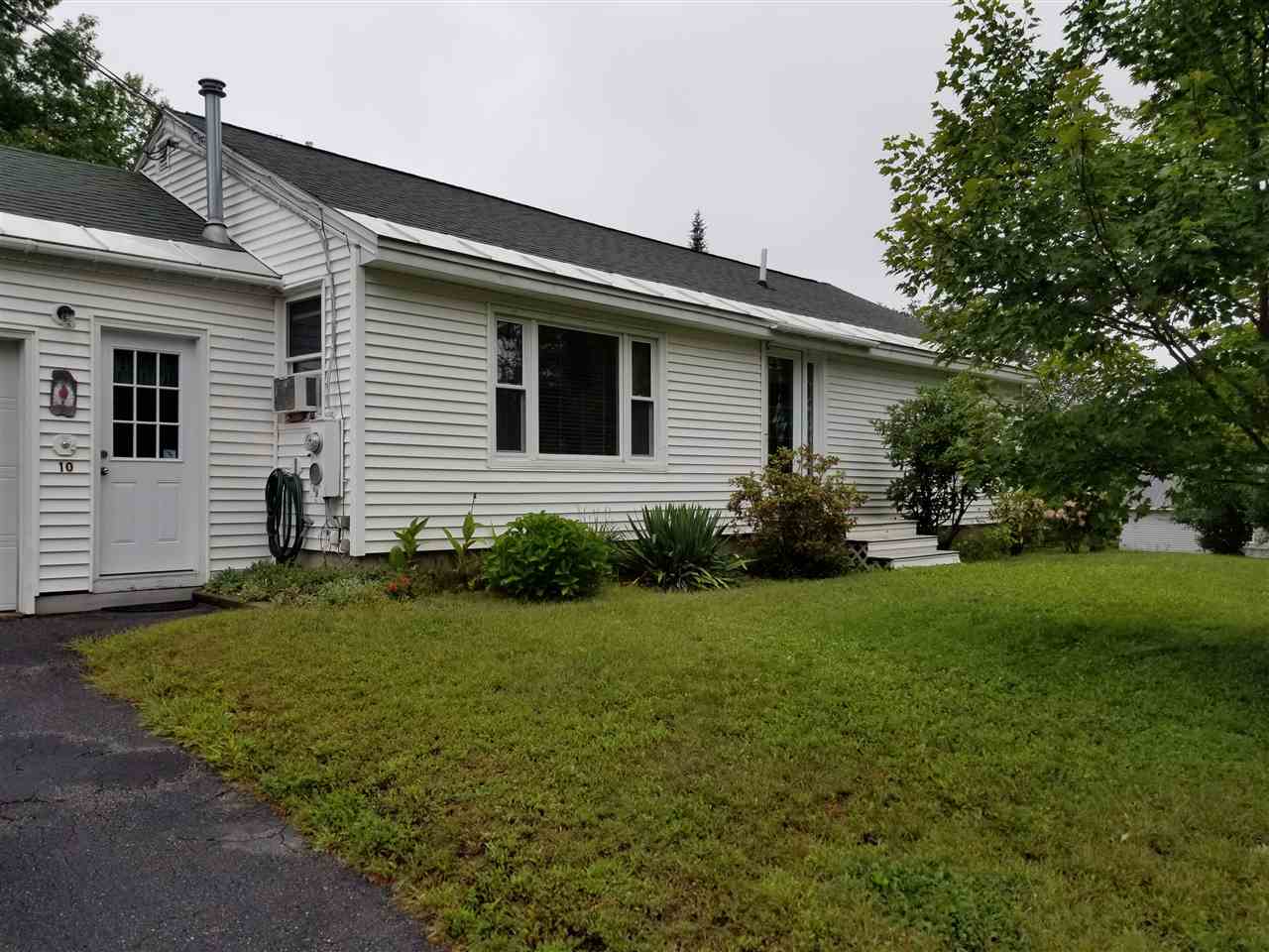 10 Riverside Drive Sunapee, NH 03782 - Photo 4 of 30