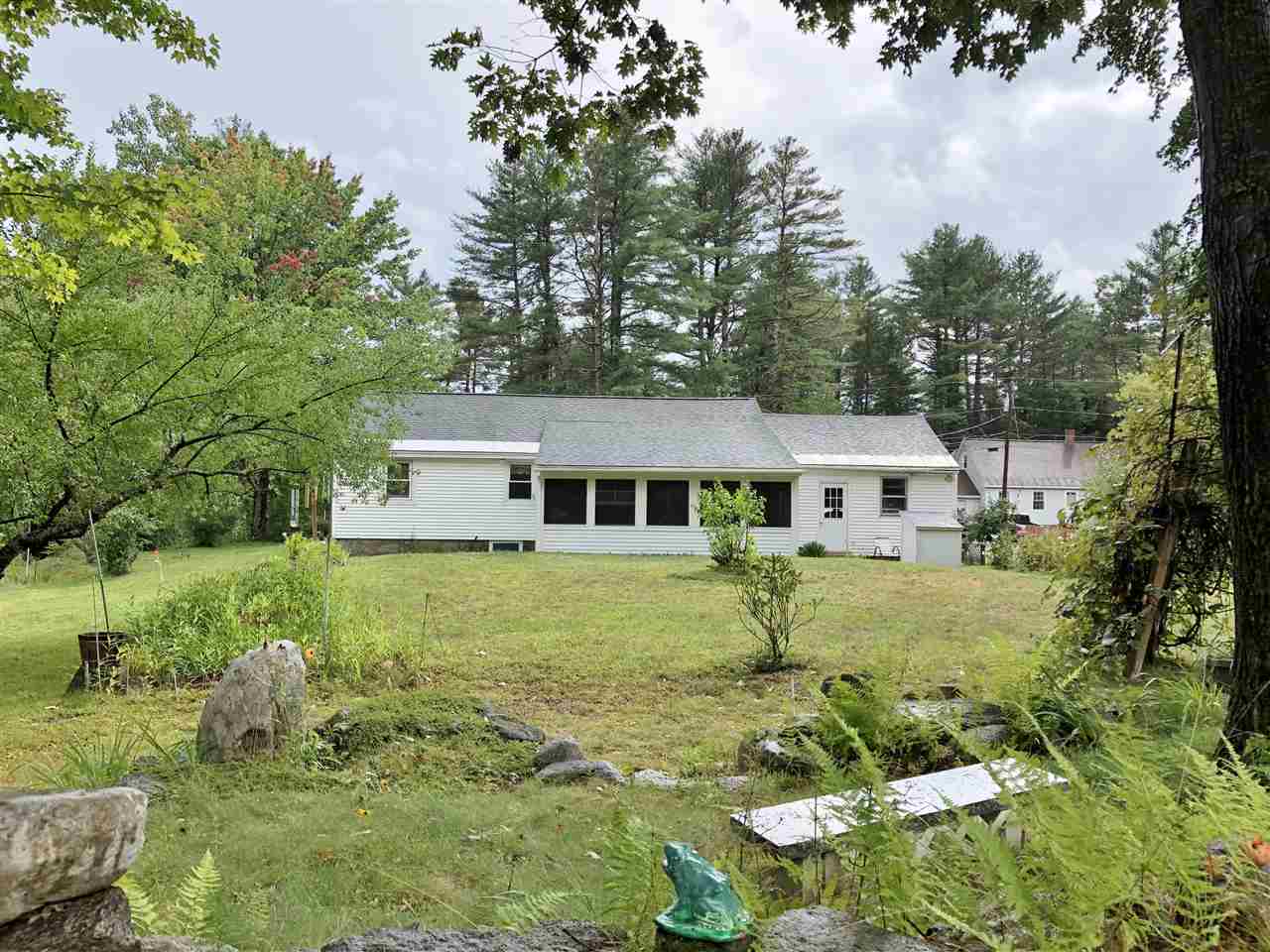 10 Riverside Drive Sunapee, NH 03782 - Photo 7 of 30