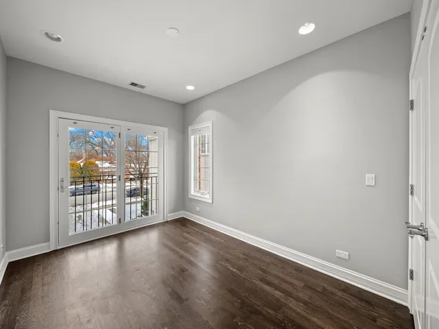 $1,349,000 | 6732 East Prairie Road, Lincolnwood, IL 60712