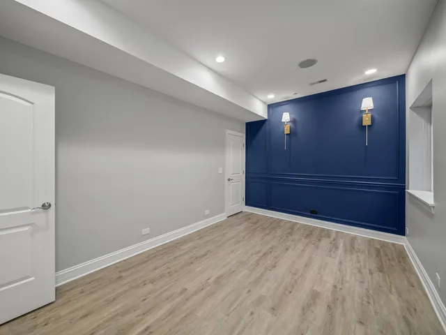 $1,349,000 | 6732 East Prairie Road, Lincolnwood, IL 60712