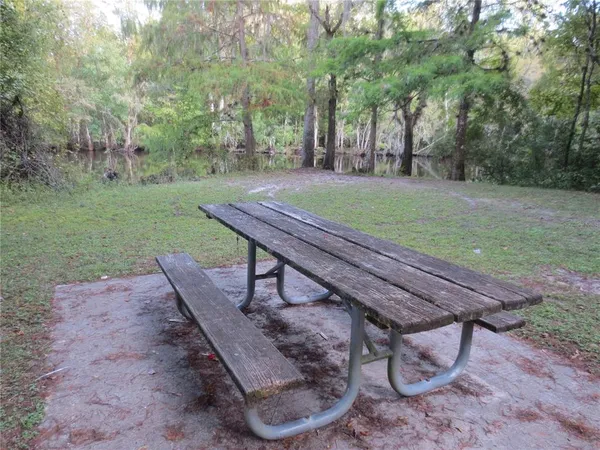 $134,900 | 5888 Southeast 164 Avenue, Ocklawaha, FL 32179