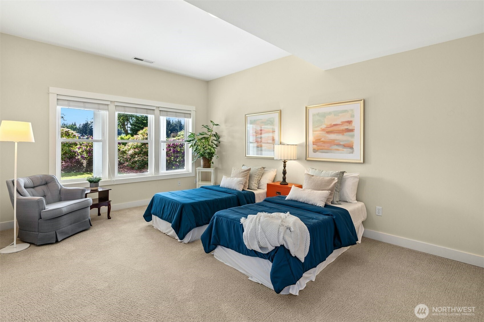 15809 Virginia Point Road Northeast Poulsbo, WA 98370 - Photo 29 of 37