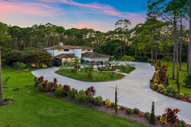 a view of a entryway door of the house