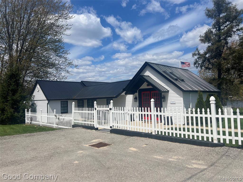 1849 East Pratt Lake Road Gladwin, MI 48624 - Photo 45 of 60