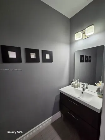 $2,900 | 2190 Hacienda Terrace, Unit 2190, Weston, FL 33327