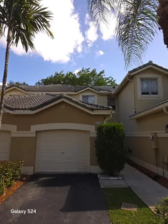 $2,900 | 2190 Hacienda Terrace, Unit 2190, Weston, FL 33327