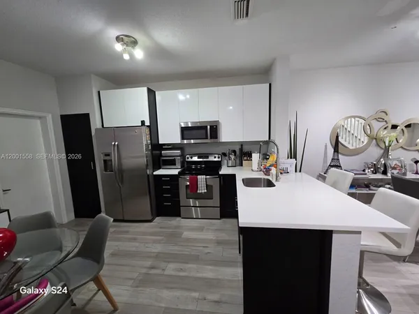$2,900 | 2190 Hacienda Terrace, Unit 2190, Weston, FL 33327