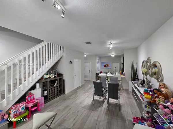 $2,900 | 2190 Hacienda Terrace, Unit 2190, Weston, FL 33327